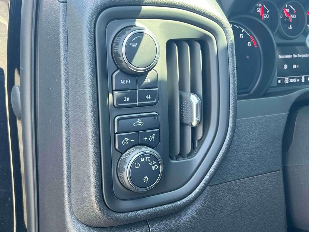 Used 2023 Chevrolet Silverado 1500 Custom Trail Boss w/ Midnight Edition image 21