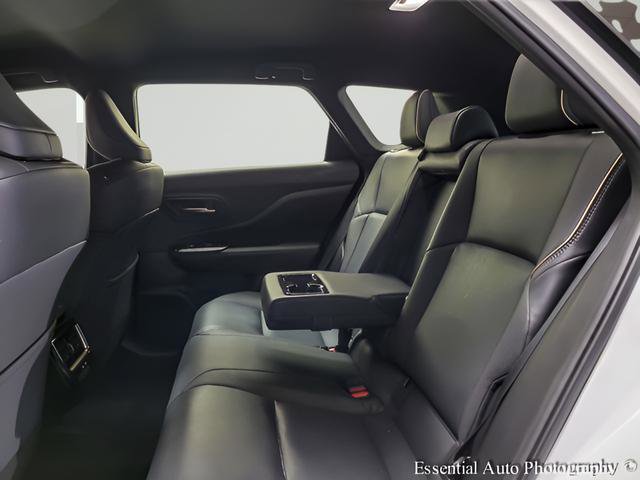 Certified 2025 Toyota Crown Signia AWD/4WD image 10