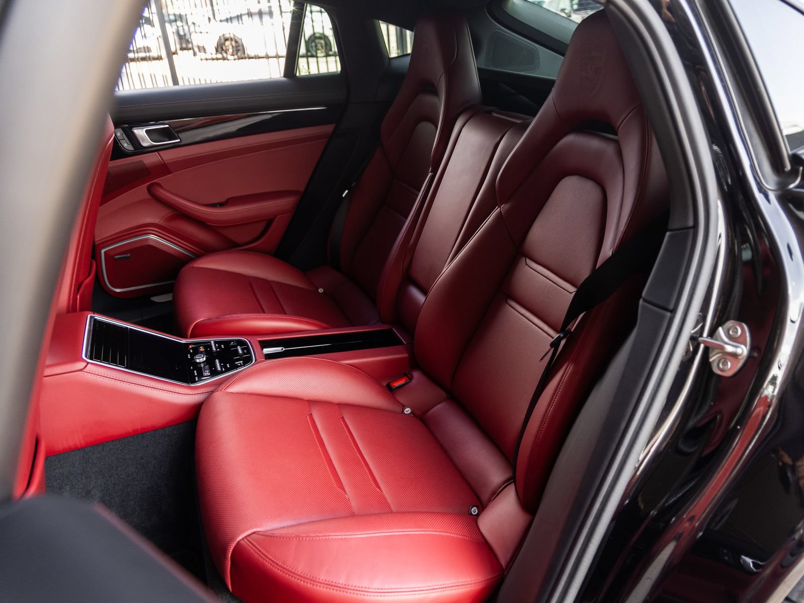 Certified 2023 Porsche Panamera 4S AWD/4WD image 37