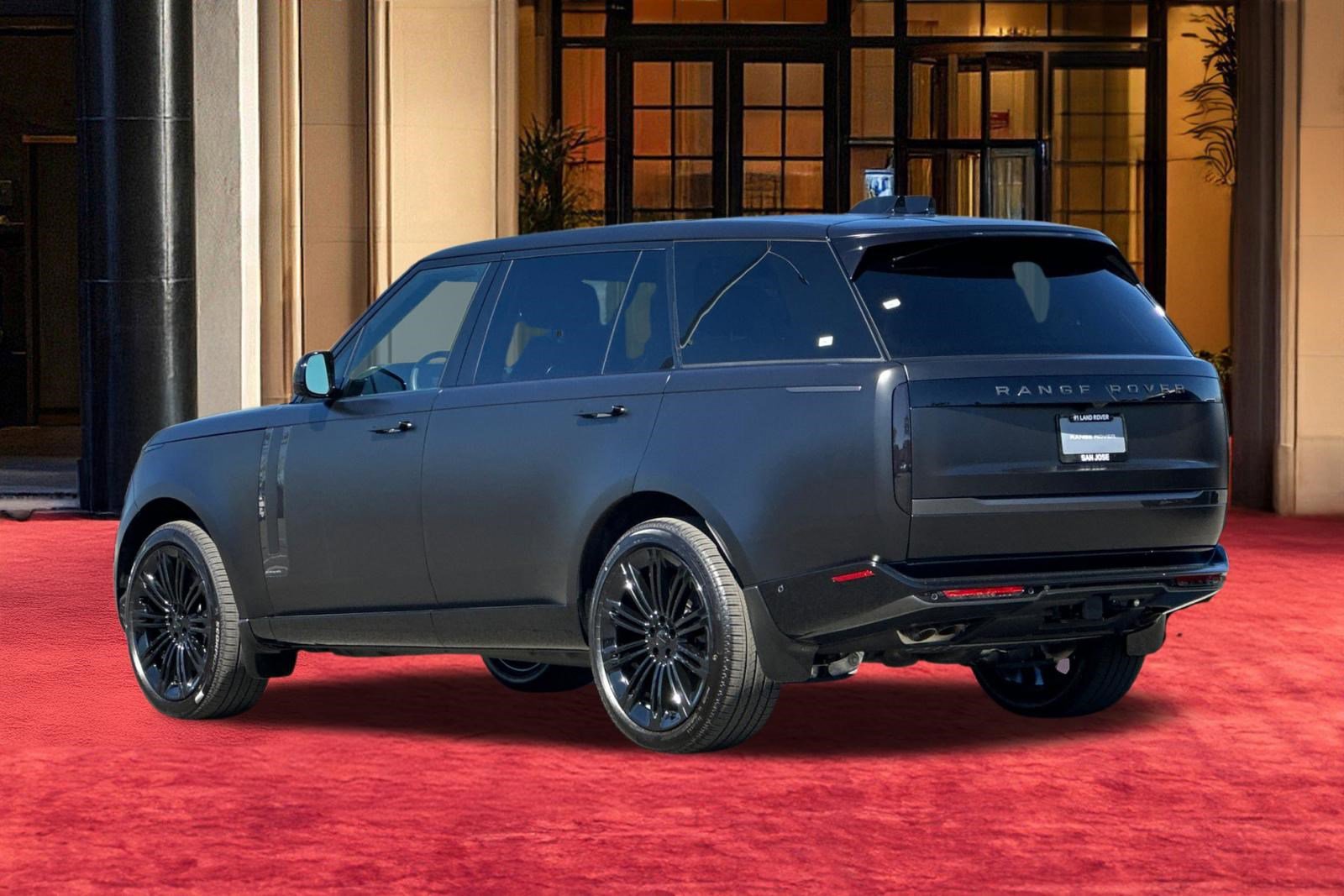 New 2026 Land Rover Range Rover Long Wheelbase Autobiography image 4