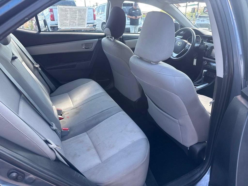 Used 2015 Toyota Corolla LE FWD image 31