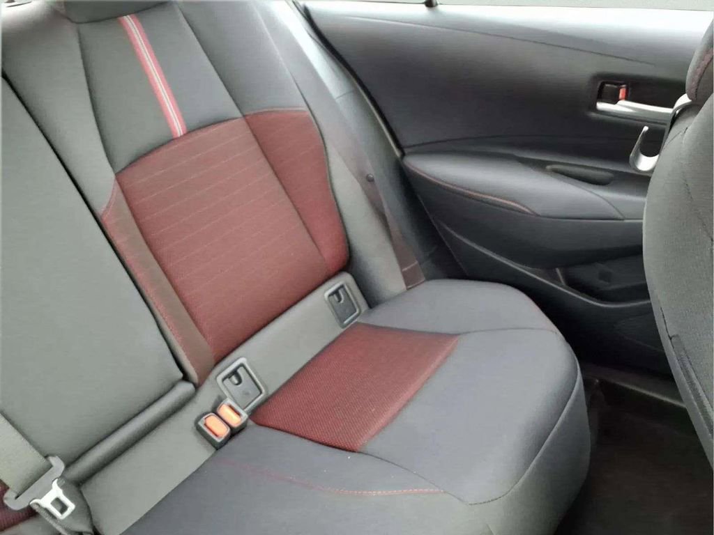 Used 2024 Toyota Corolla SE FWD image 18