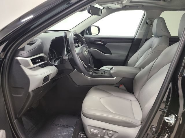 Certified 2026 Toyota Highlander XLE AWD/4WD image 22