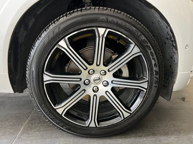 Used 2021 Volvo XC60 T5 Inscription w/ Advanced Package AWD/4WD image 12
