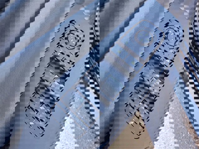 New 2026 Toyota Prius LE image 15