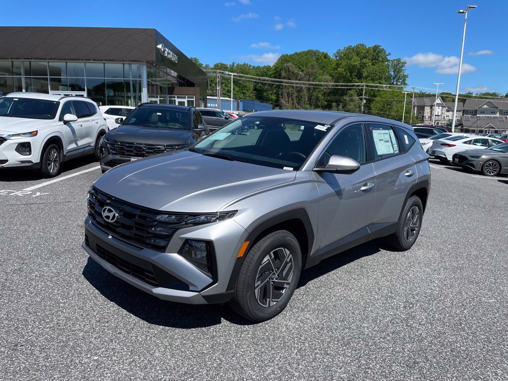 New 2026 Hyundai Tucson Blue SE AWD/4WD image 1