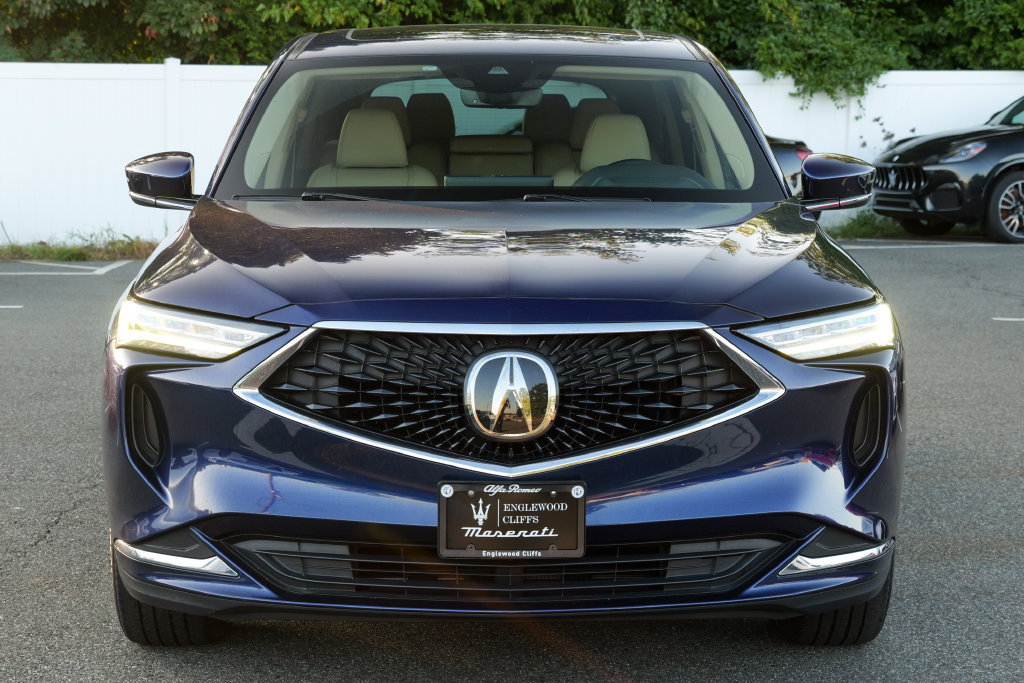 Used 2023 Acura MDX SH-AWD image 2