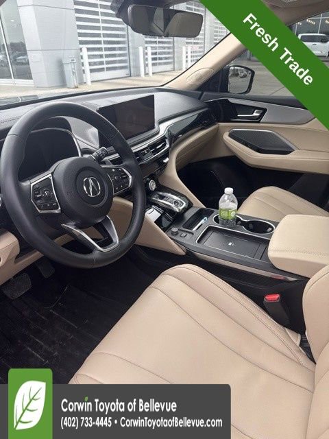 Used 2025 Acura MDX SH-AWD image 13
