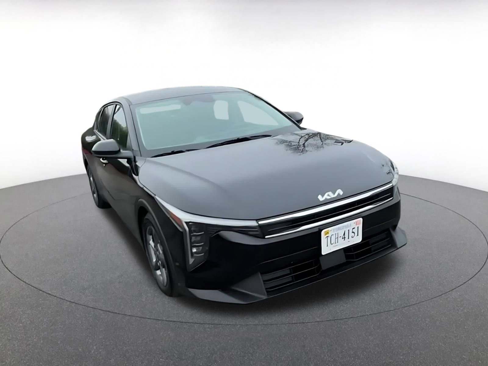 Used 2025 Kia K4 LXS image 3