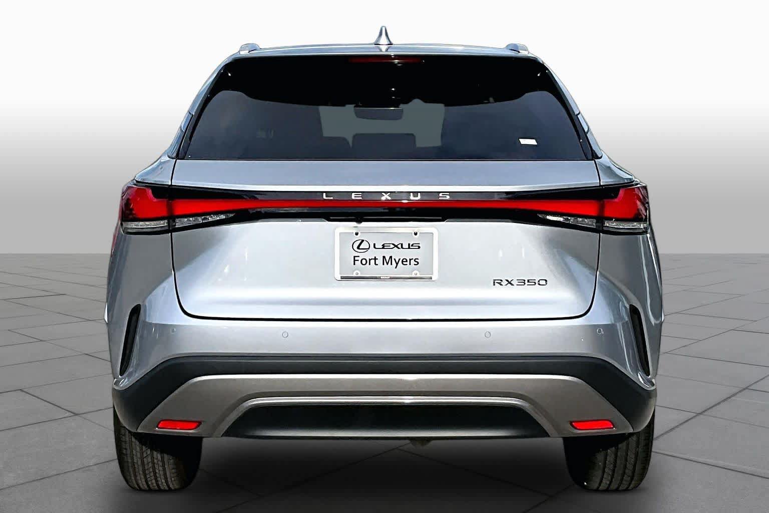 Used 2024 Lexus RX 350 Premium w/ Convenience Package FWD image 5