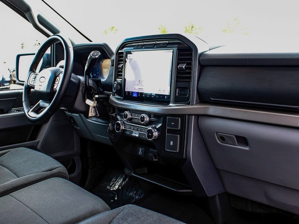 Used 2024 Ford F150 XLT image 37