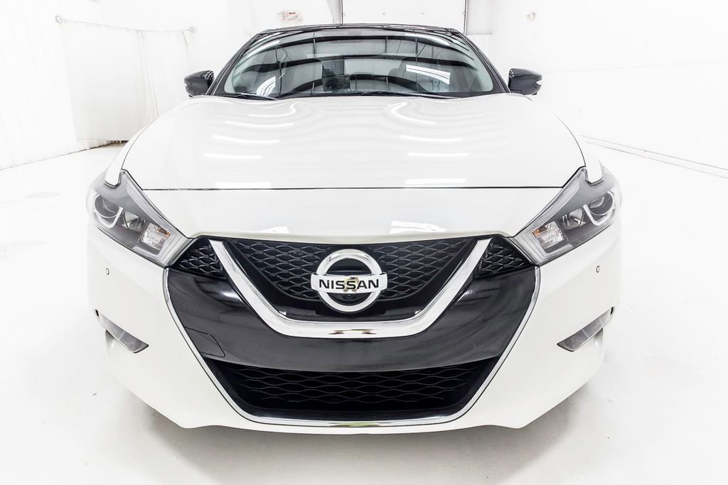 Used 2018 Nissan Maxima Platinum image 10