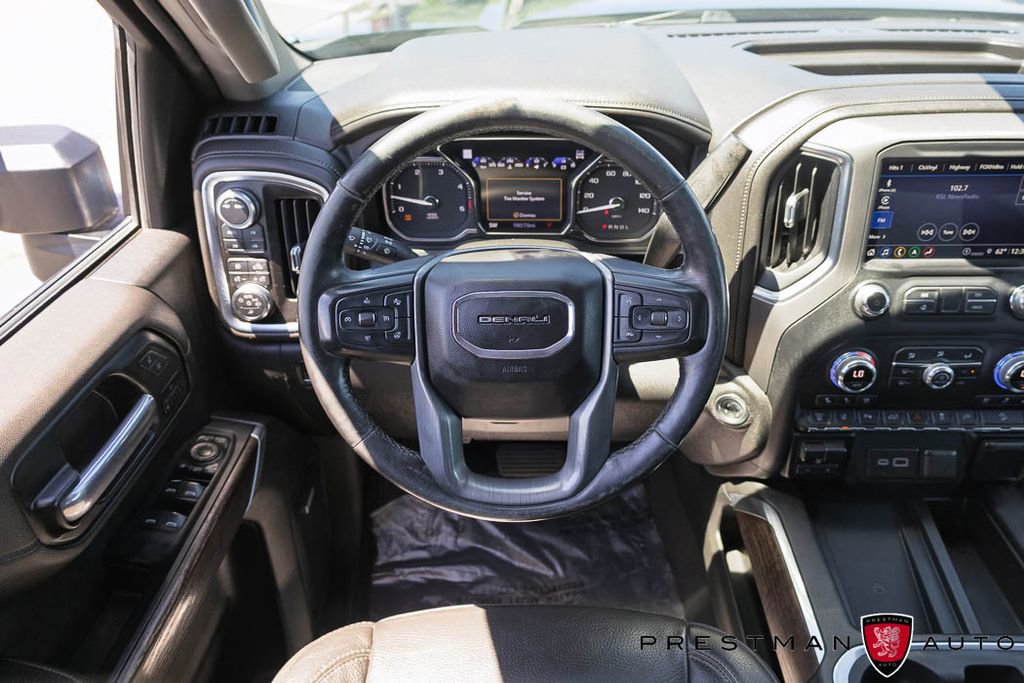 Used 2022 GMC Sierra 2500 Denali w/ Denali Ultimate Package AWD/4WD image 2