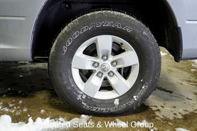 Used 2022 RAM 1500 Classic SLT w/ Electronics Convenience Group image 5