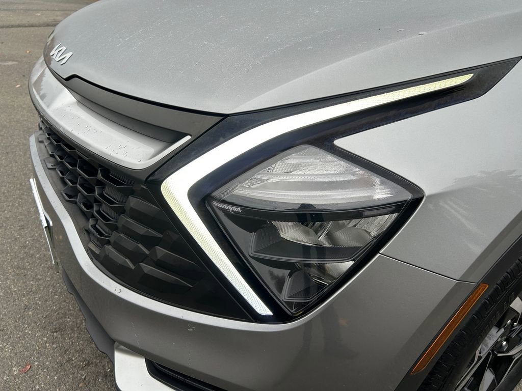 Used 2023 Kia Sportage LX image 36