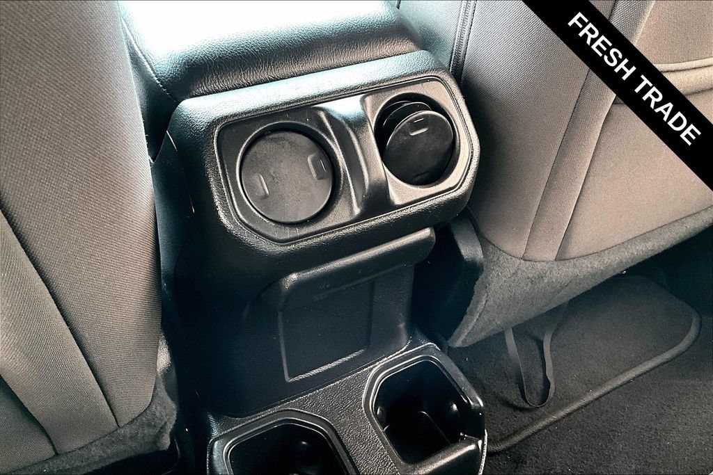 Used 2020 Jeep Wrangler Sport AWD/4WD image 12