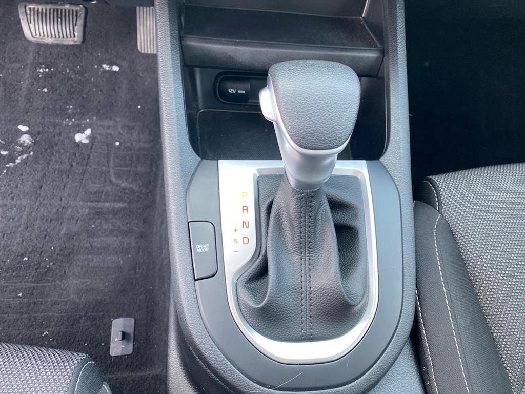 Certified 2024 Kia Forte LXS image 9