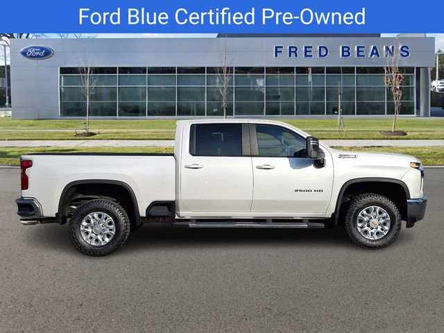 Used 2022 Chevrolet Silverado 2500 LT w/ Convenience Package image 9