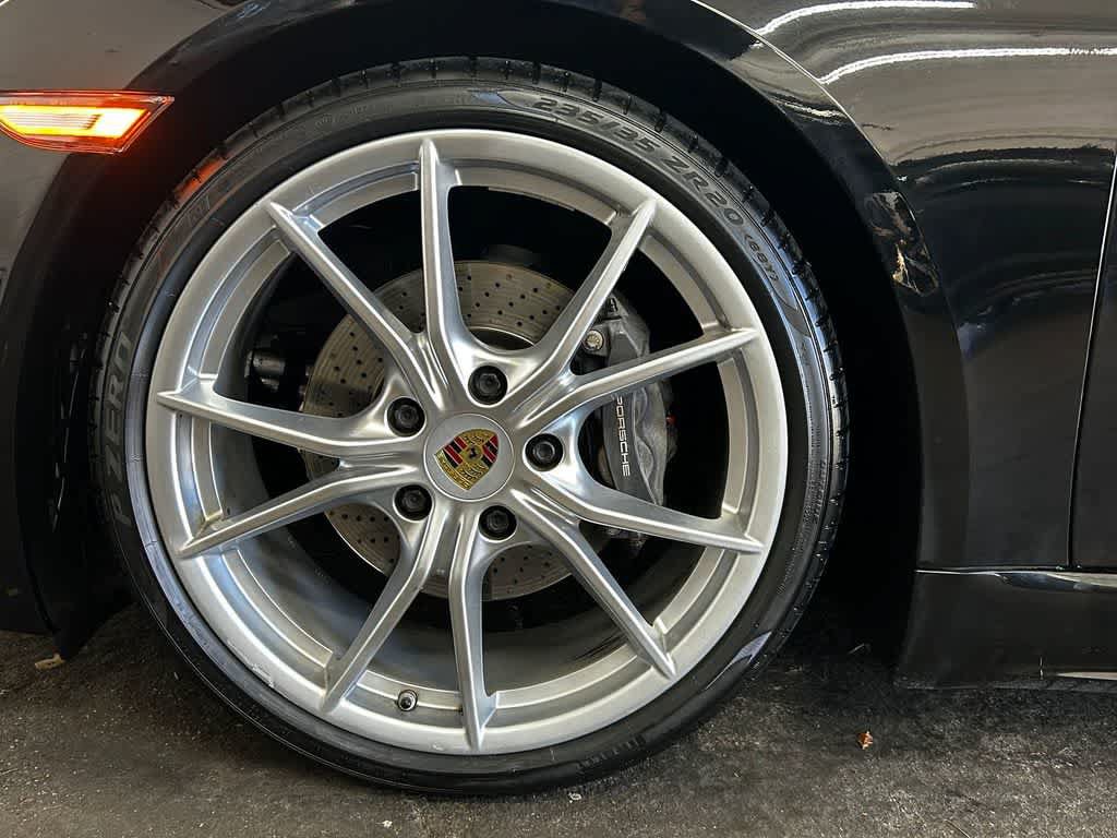 Used 2019 Porsche 718 Boxster RWD image 8