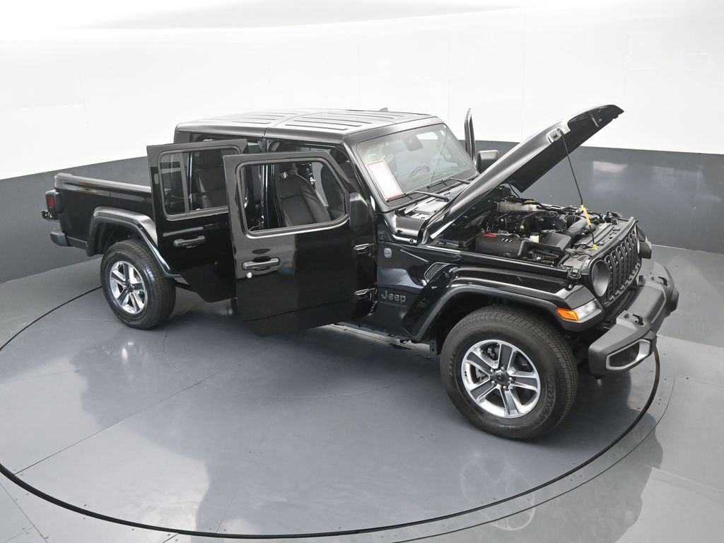 Used 2024 Jeep Gladiator Sport w/ Premium Package image 68
