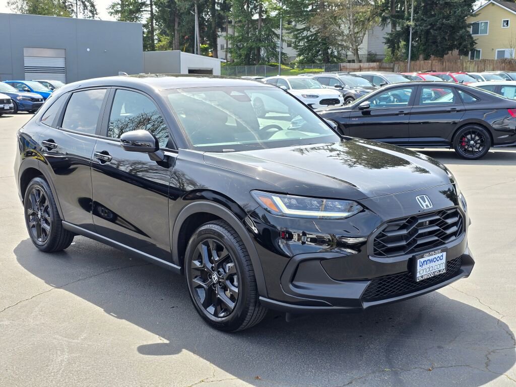 Certified 2025 Honda HR-V Sport image 11