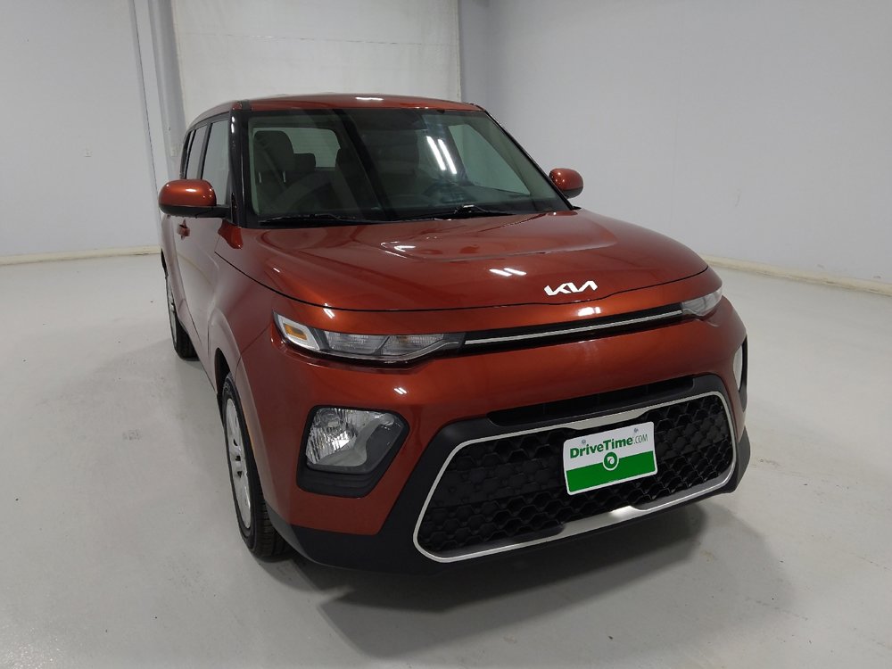 Used 2022 Kia Soul LX image 14