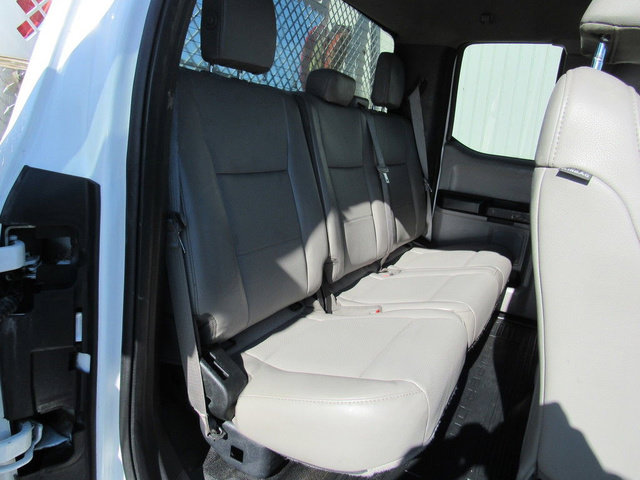 Used 2018 Ford F550 4x4 SuperCab Super Duty image 17