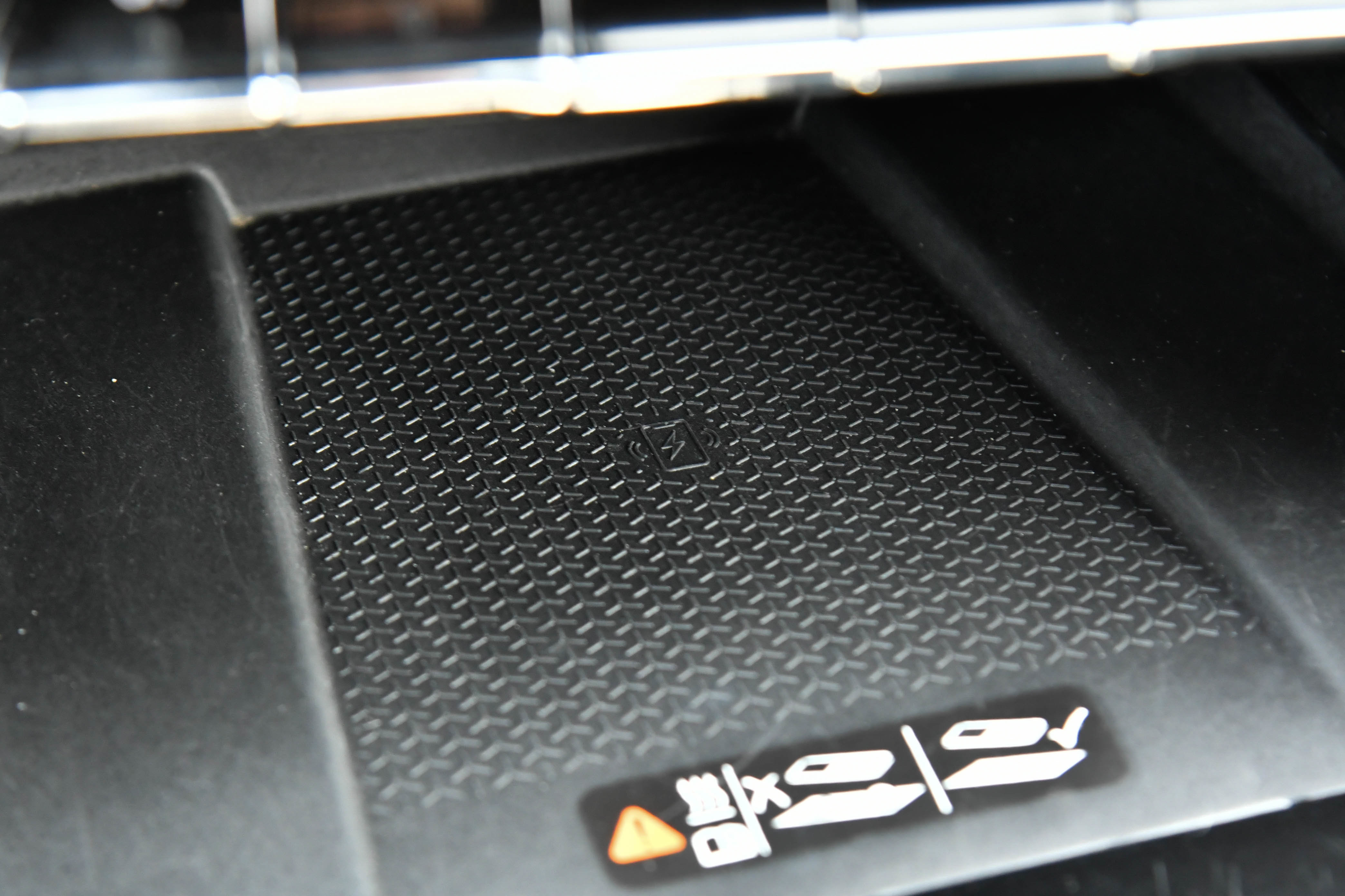 Used 2024 Chevrolet Traverse LT image 34