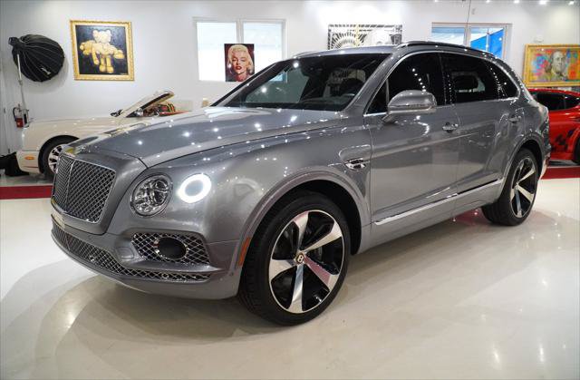 Used 2020 Bentley Bentayga AWD/4WD image 3