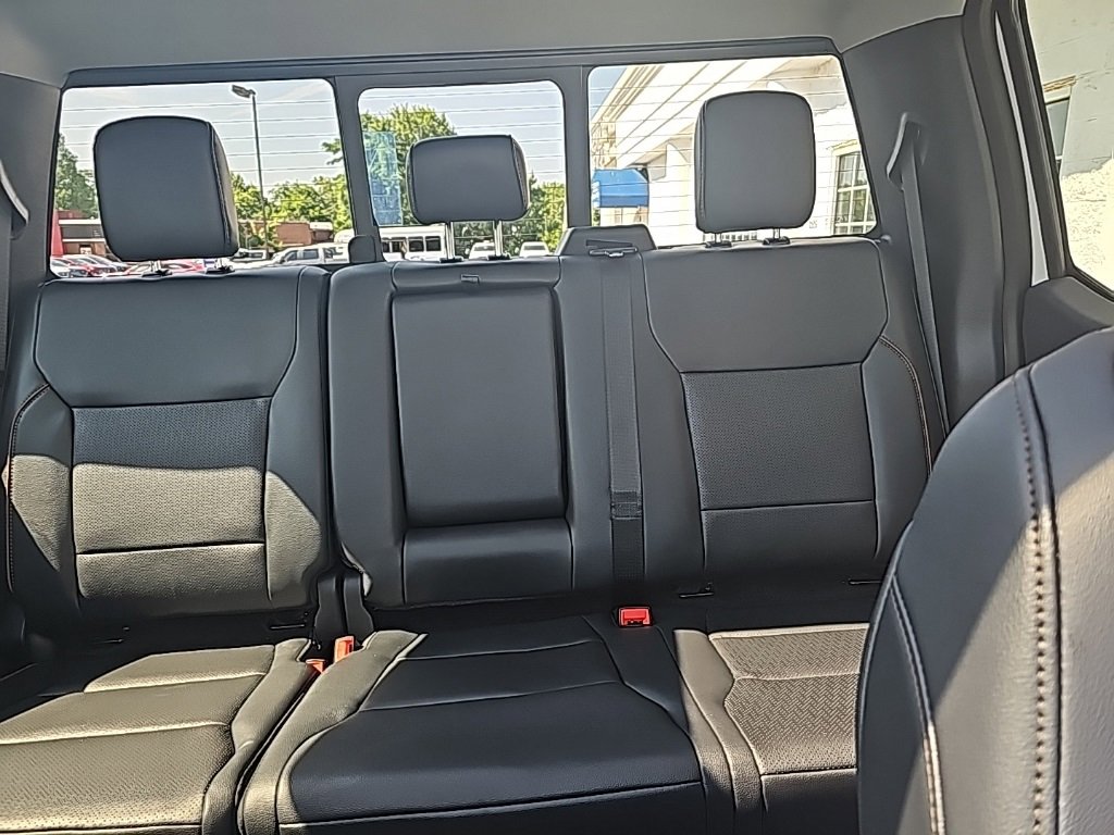 New 2025 Ford F250 Lariat w/ Lariat Ultimate Package image 10