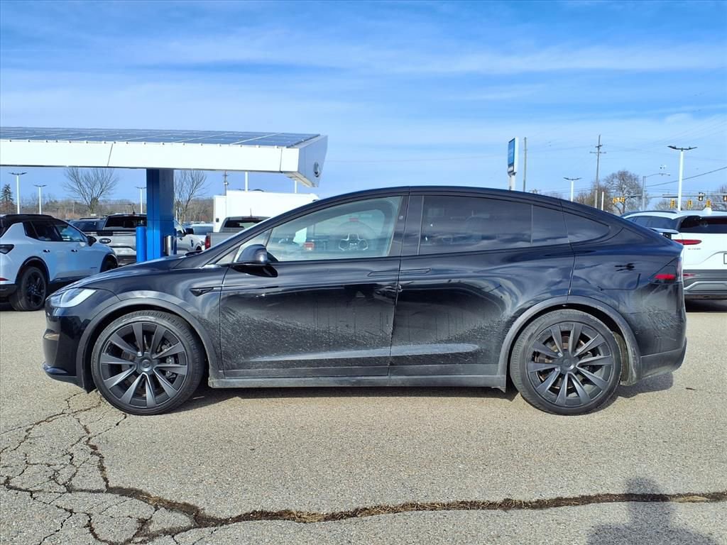 Used 2022 Tesla Model X Plaid image 8