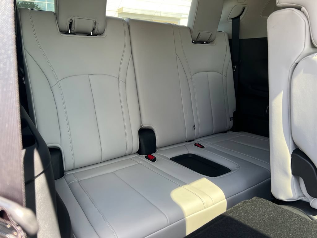 New 2027 INFINITI QX60 Luxe w/ Cargo Package AWD/4WD image 15