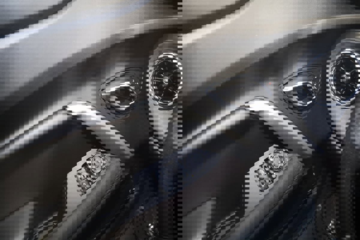 Used 2017 Chevrolet Camaro SS image 39