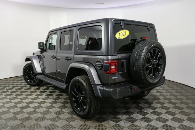 Used 2021 Jeep Wrangler Unlimited Sahara w/ Cold Weather Group image 9