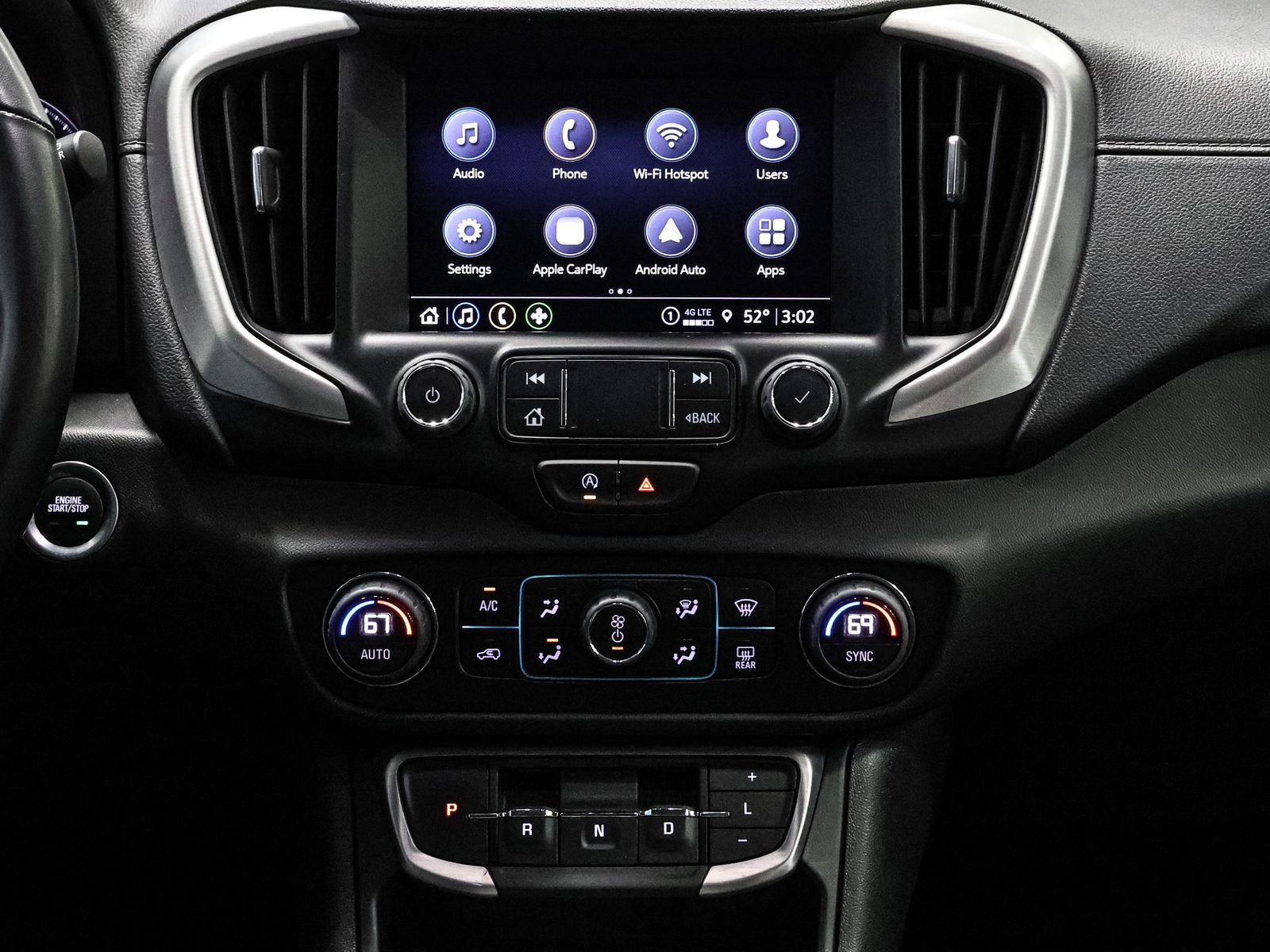 Used 2024 GMC Terrain SLT image 26