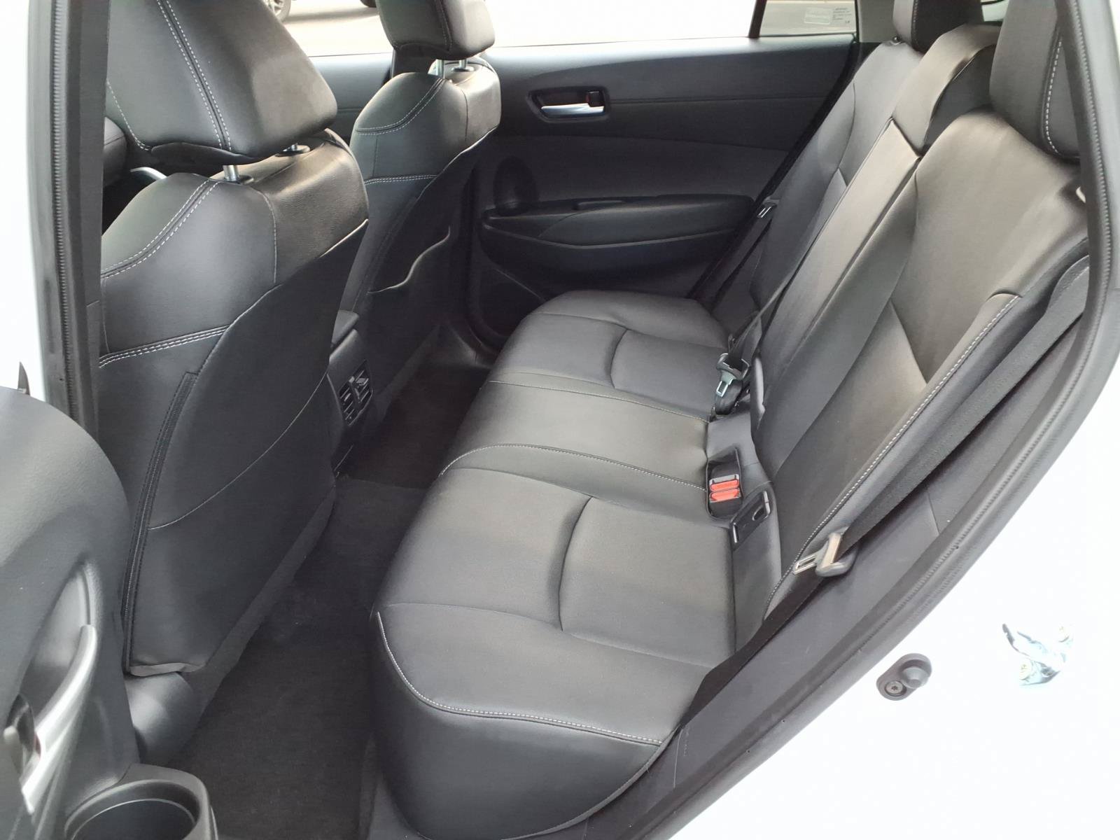 Certified 2025 Toyota Corolla Cross XLE w/ Convenience Package AWD/4WD image 10