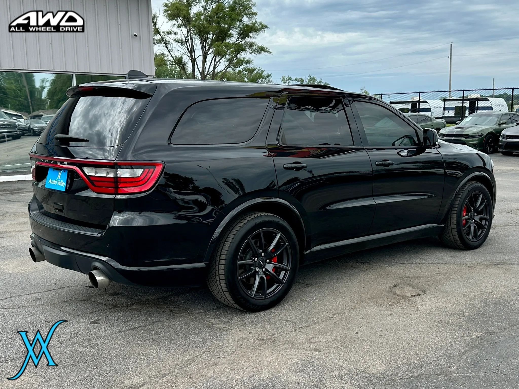 Used 2018 Dodge Durango SRT w/ SRT Interior Appearance Group AWD/4WD image 7