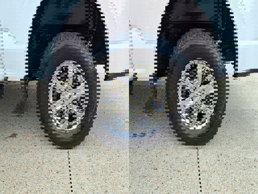 Used 2023 Ford F150 XLT w/ Equipment Group 301A Mid image 8