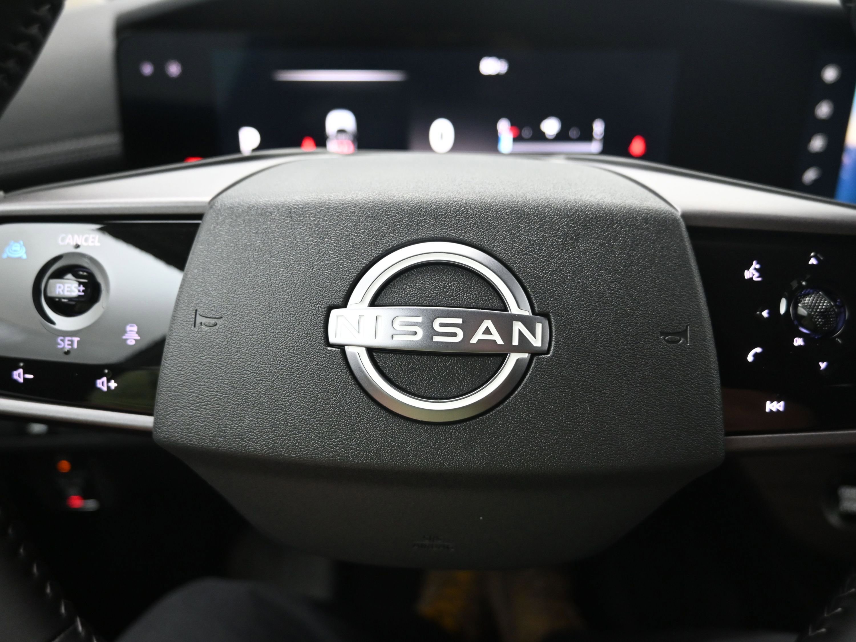 New 2025 Nissan Murano SV image 14