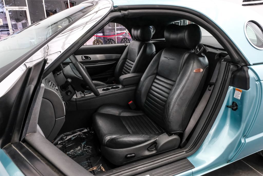 Used 2002 Ford Thunderbird RWD image 30