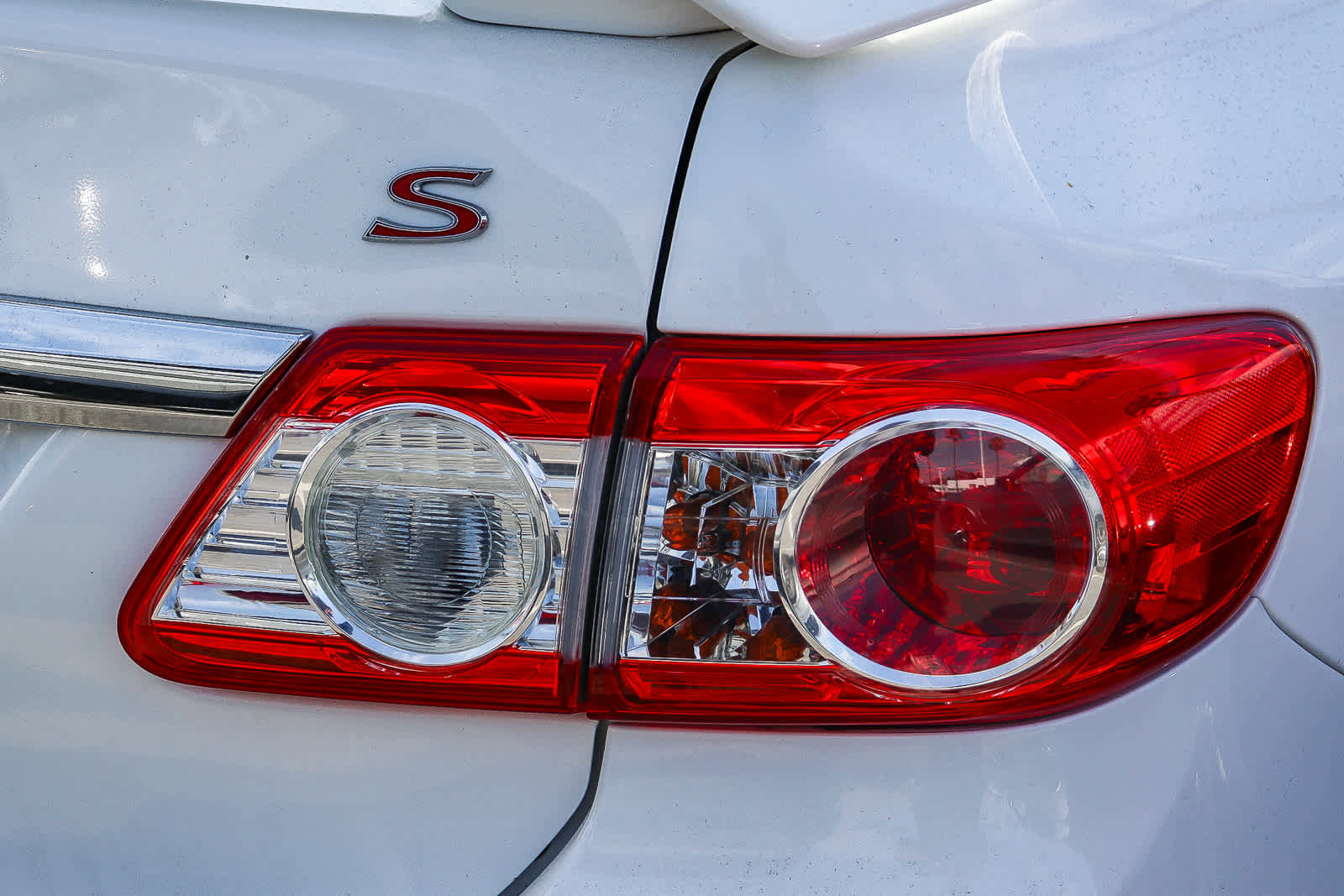 Used 2013 Toyota Corolla S FWD image 7