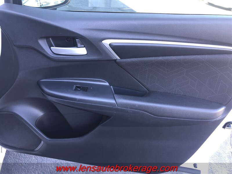 Used 2017 Honda Fit EX image 17