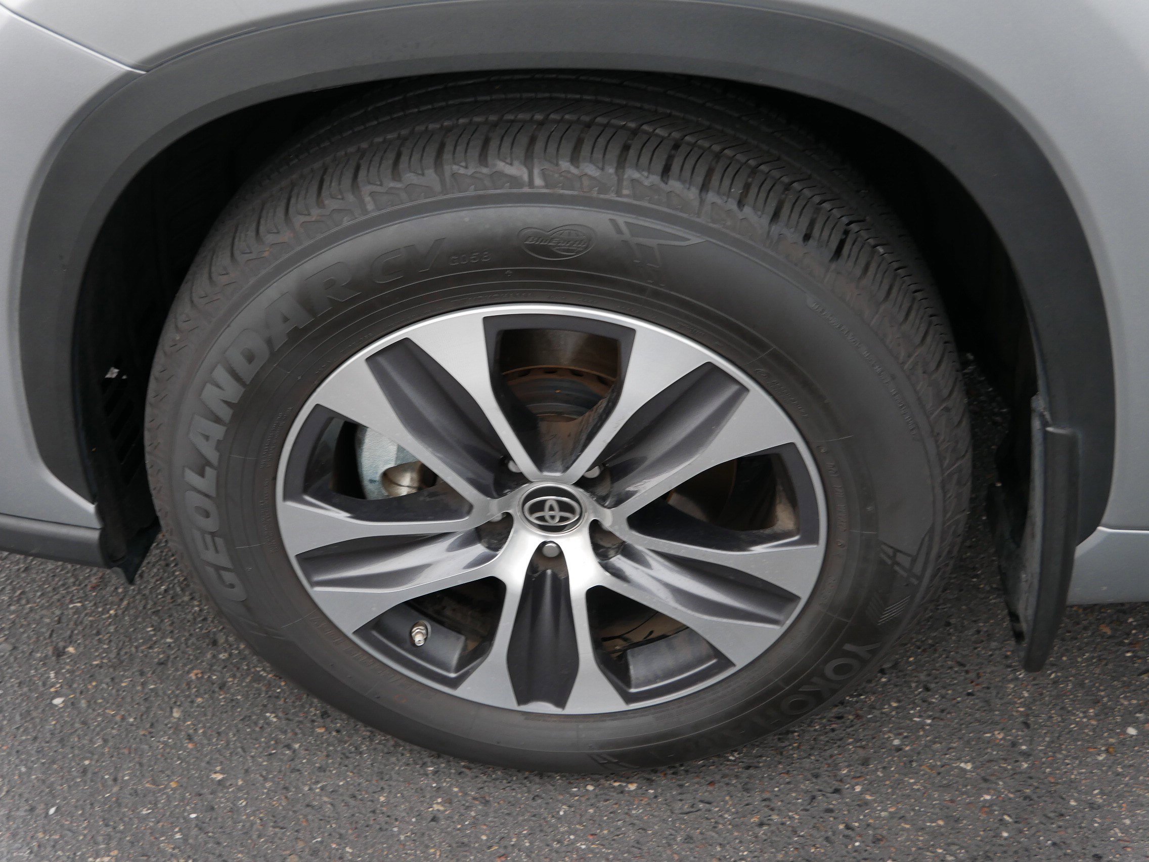 Certified 2023 Toyota Highlander XLE image 15