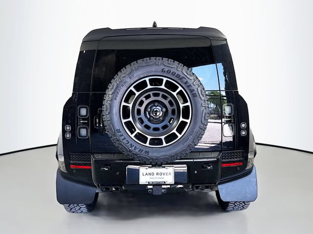 New 2026 Land Rover Defender 110 OCTA AWD/4WD image 6