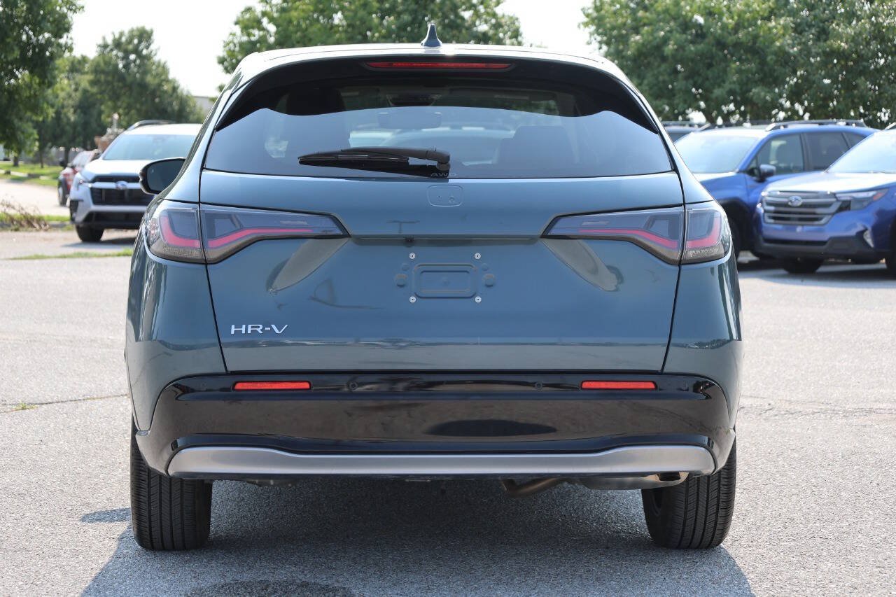 Used 2024 Honda HR-V EX-L image 10