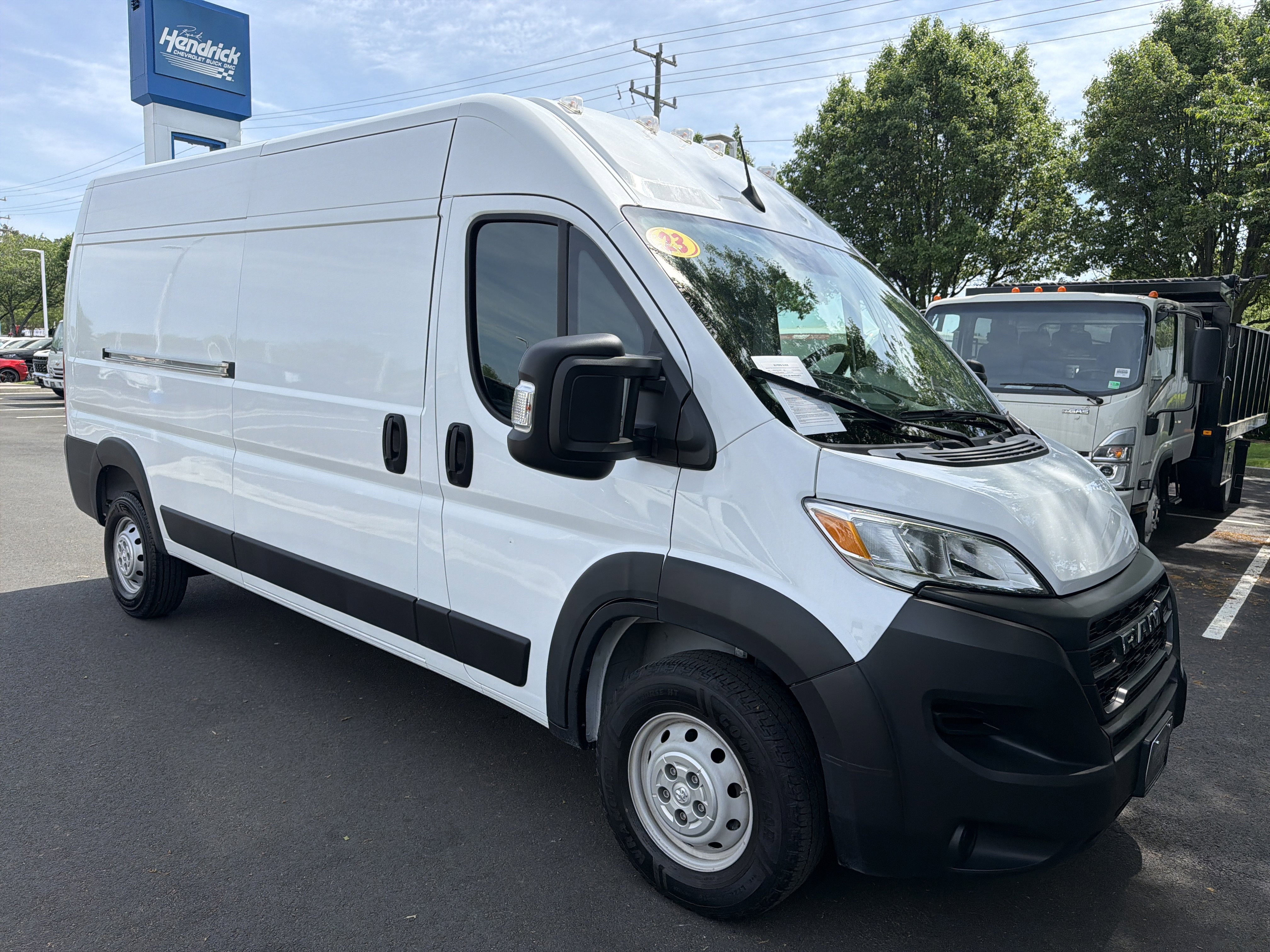 Used 2023 RAM ProMaster 2500 image 2