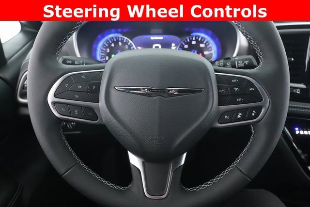 New 2026 Chrysler Pacifica Select image 22