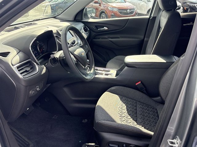 Certified 2024 Chevrolet Equinox LT w/ LPO, Floor Liner Package FWD image 19