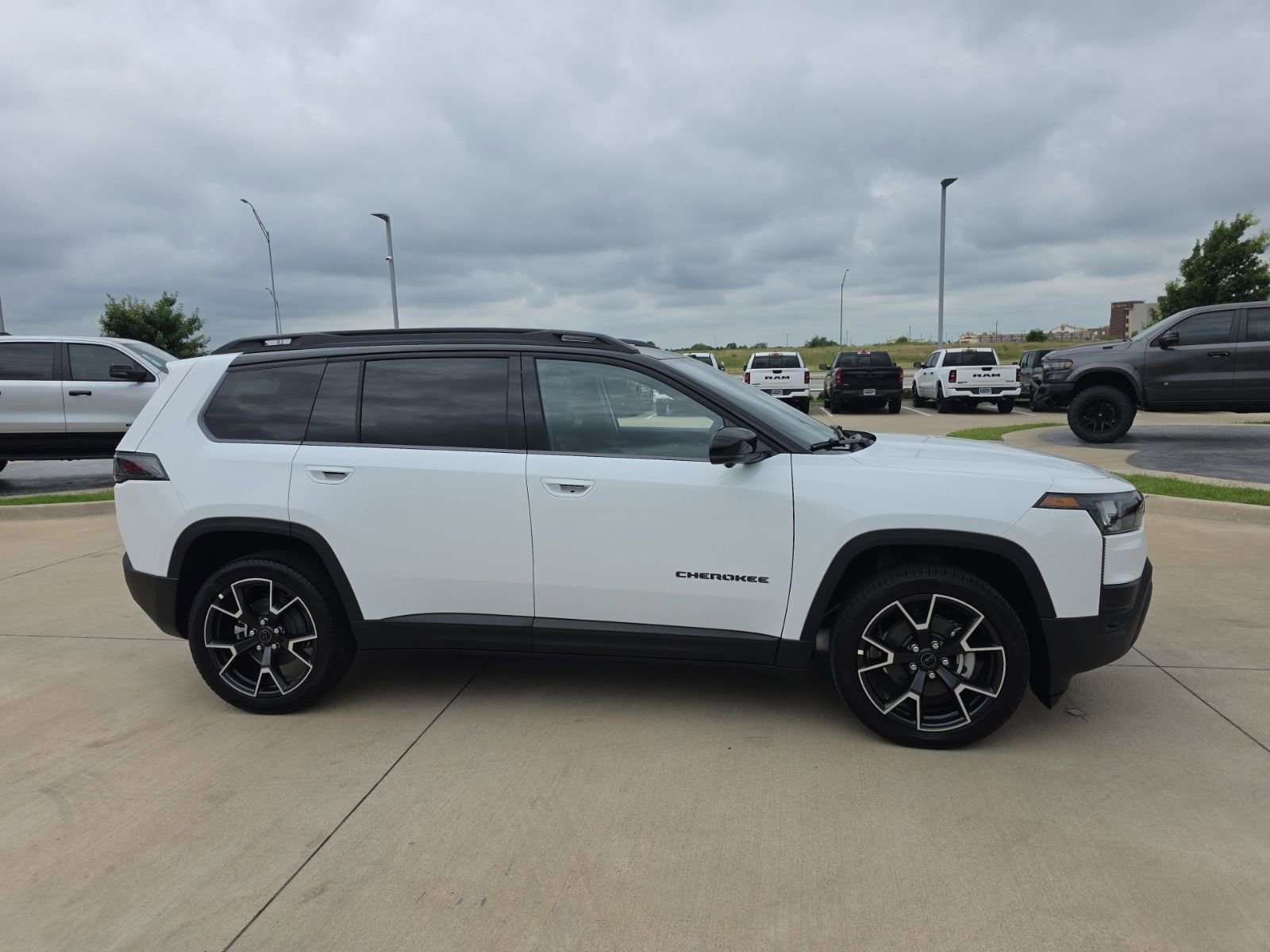 New 2026 Jeep Cherokee Overland AWD/4WD image 6
