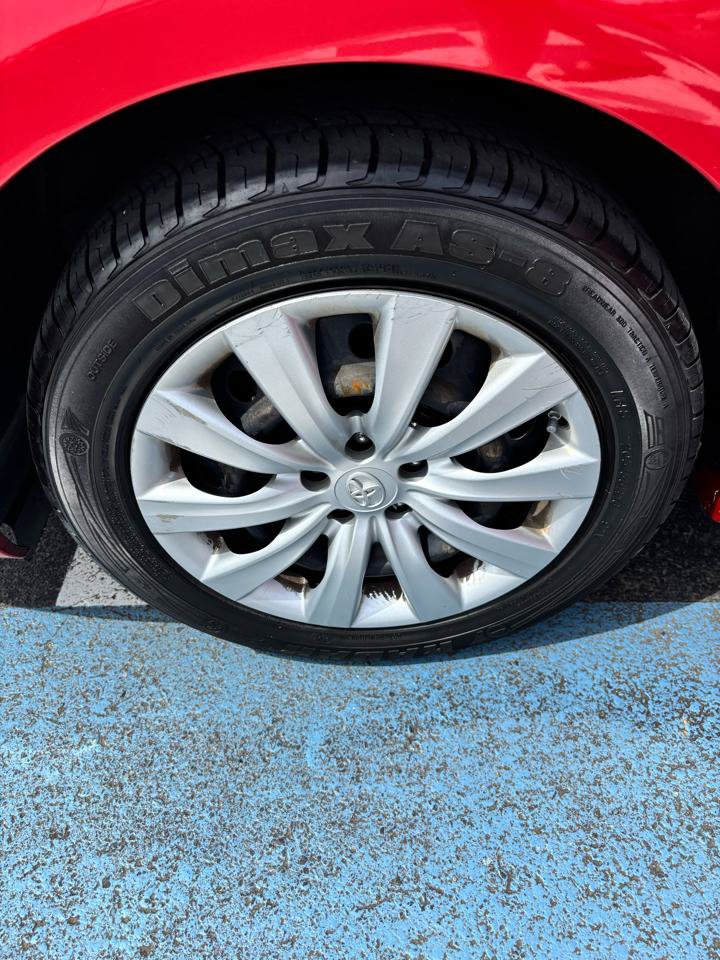 Used 2012 Toyota Corolla LE FWD image 25